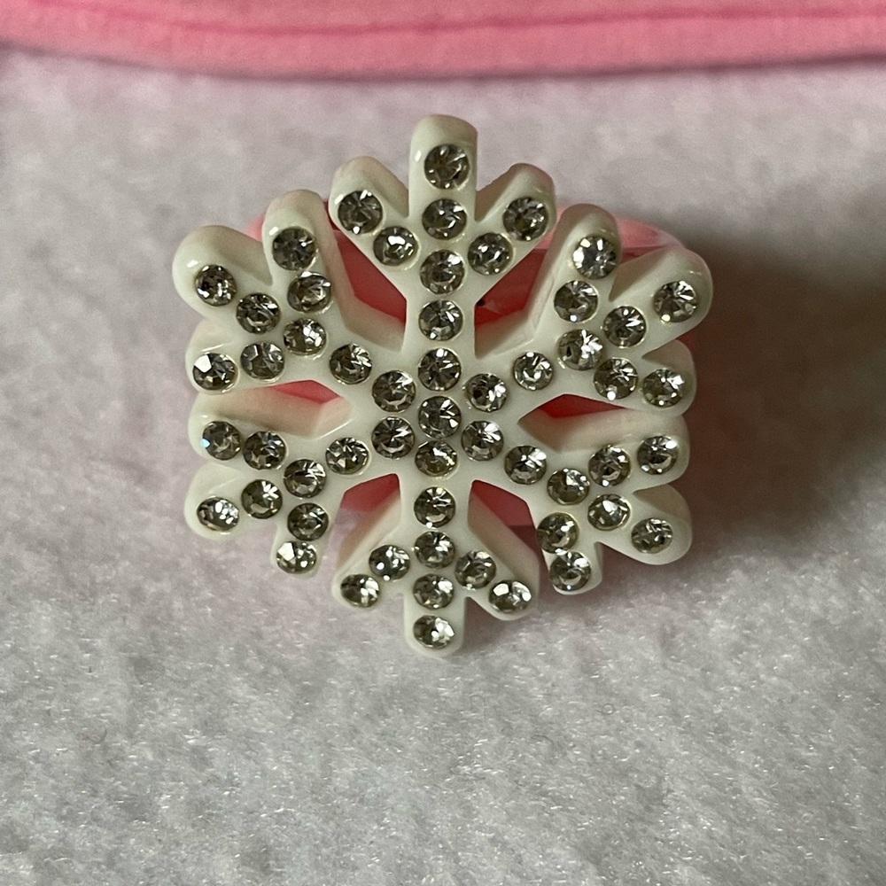 Sparklemuse Snowflake Ring Size 7